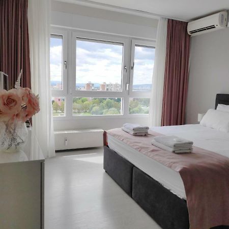 Penthouse “Sky 16” Studio Apartment Zagrzeb Zewnętrze zdjęcie